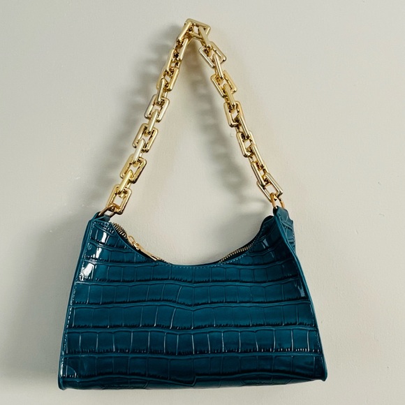 None Handbags - Chain Link Shoulder Bag